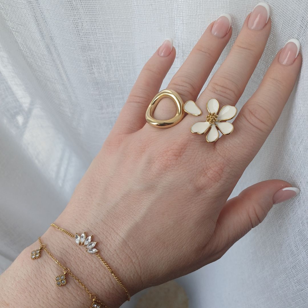 Bague fantaisie réglable fleur blanche en acier inoxydable doré
