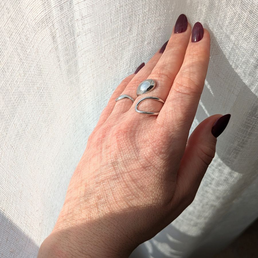 Bague goutte d&#39;eau originale asymétrique en acier inoxydable argenté - Ynes