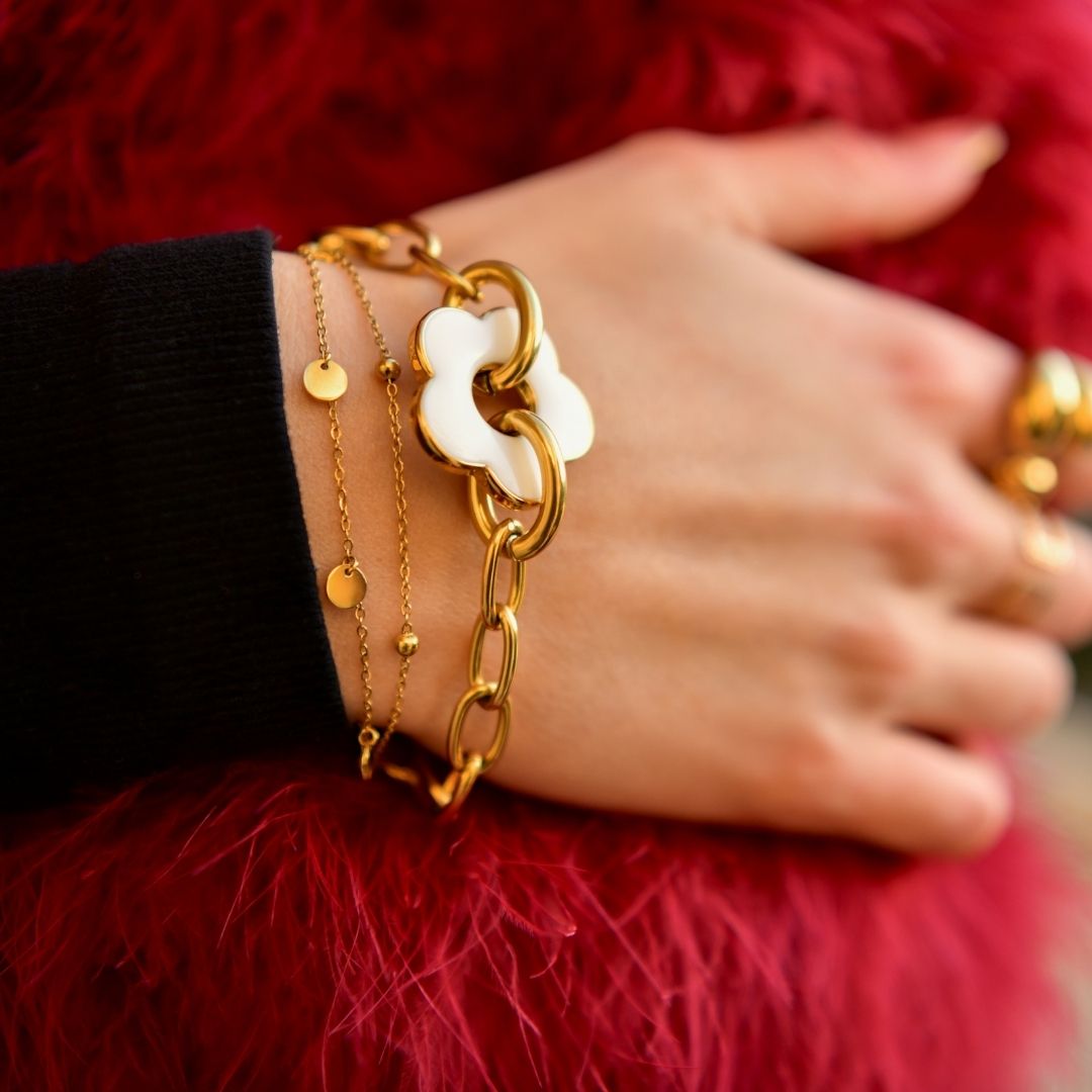 Bracelet fantaisie fleur blanche en acier inoxydable doré - Clémentine