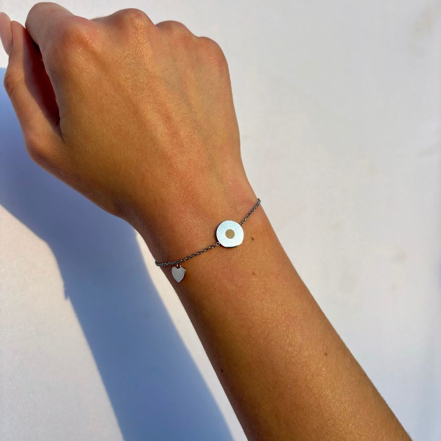 Bracelet femme cible pistolet acier inoxydable argenté