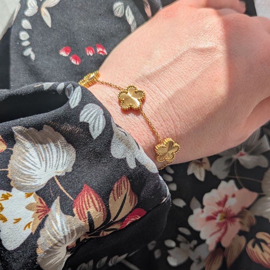 Bracelet trèfle à 5 feuilles en acier inoxydable doré - Anaëlle
