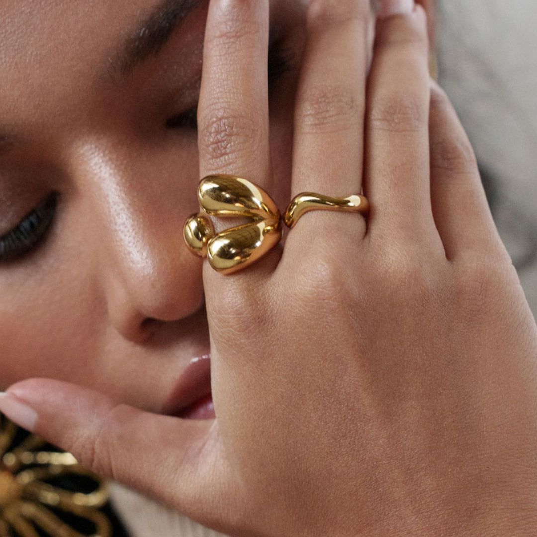 Bague fantaisie ouverte trois boules en acier inoxydable doré - Shana