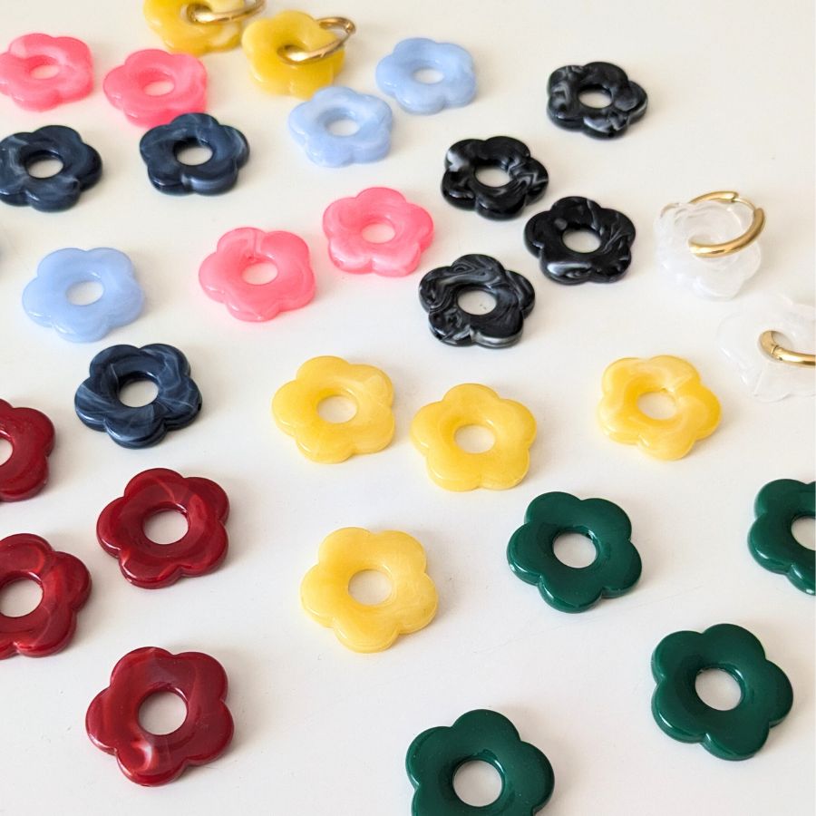 Breloques interchangeables en forme de fleur multicolores