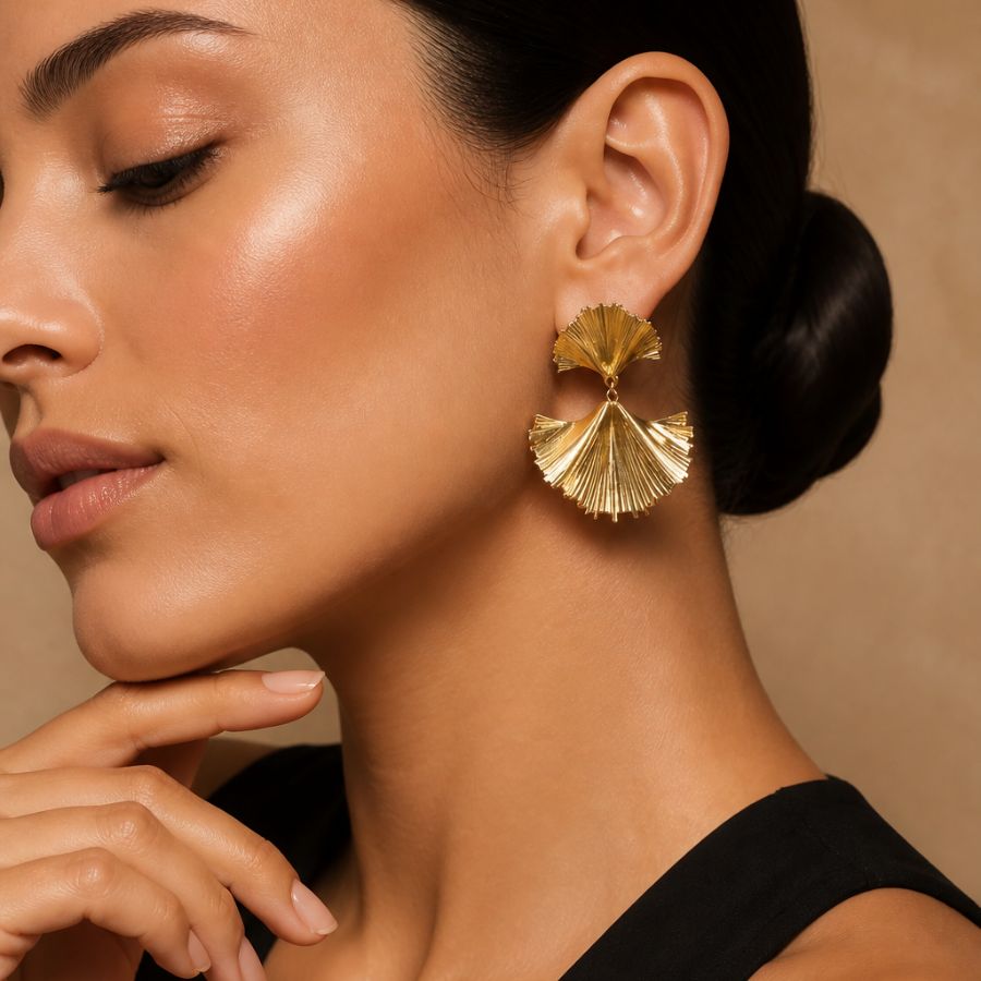 Boucles d'oreilles pendantes ginkgo en acier inoxydable doré | Carla